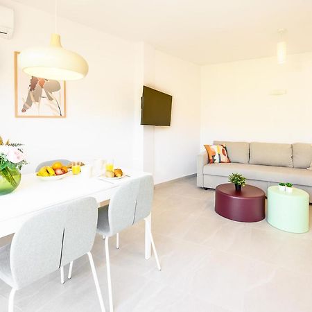 2 Bedroom, New, 1 Min To The Beach, City Center- Picasso By 10Tosea 푸엔히롤라 외부 사진