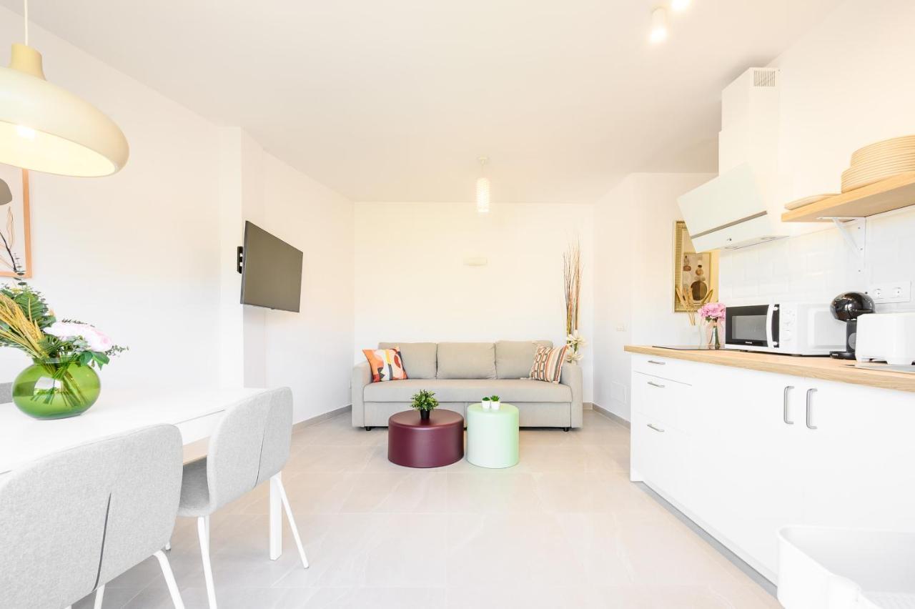 2 Bedroom, New, 1 Min To The Beach, City Center- Picasso By 10Tosea 푸엔히롤라 외부 사진
